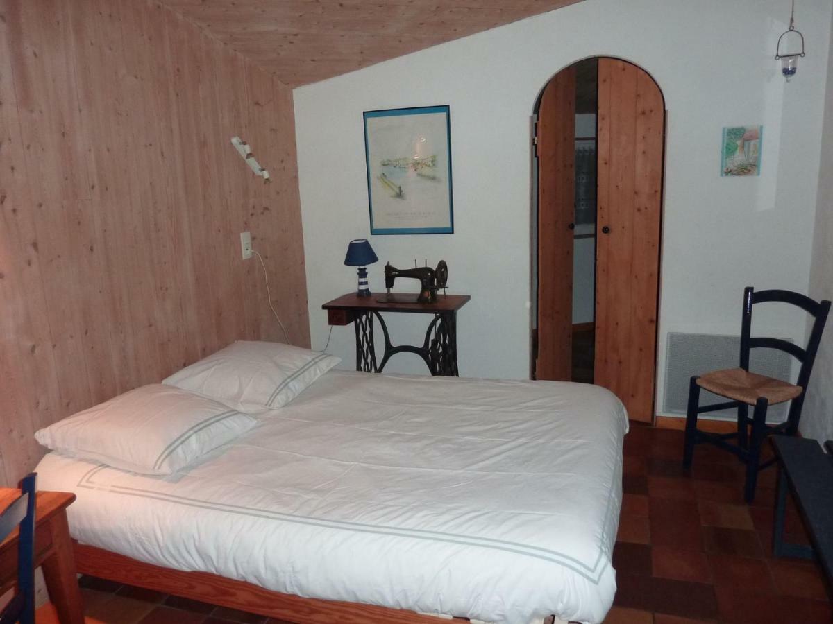Bed and Breakfast Les Chenes Bleus Sainte-Marie-de-Ré Exterior foto
